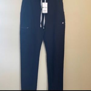 FIGS Scrubs Yola Skinny Black Scrub Bottoms Size XS NWT